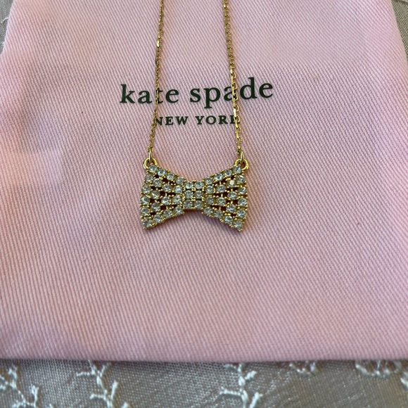NWOT Kate Spade gold sparkly bow 🎀 necklace - Picture 2 of 4